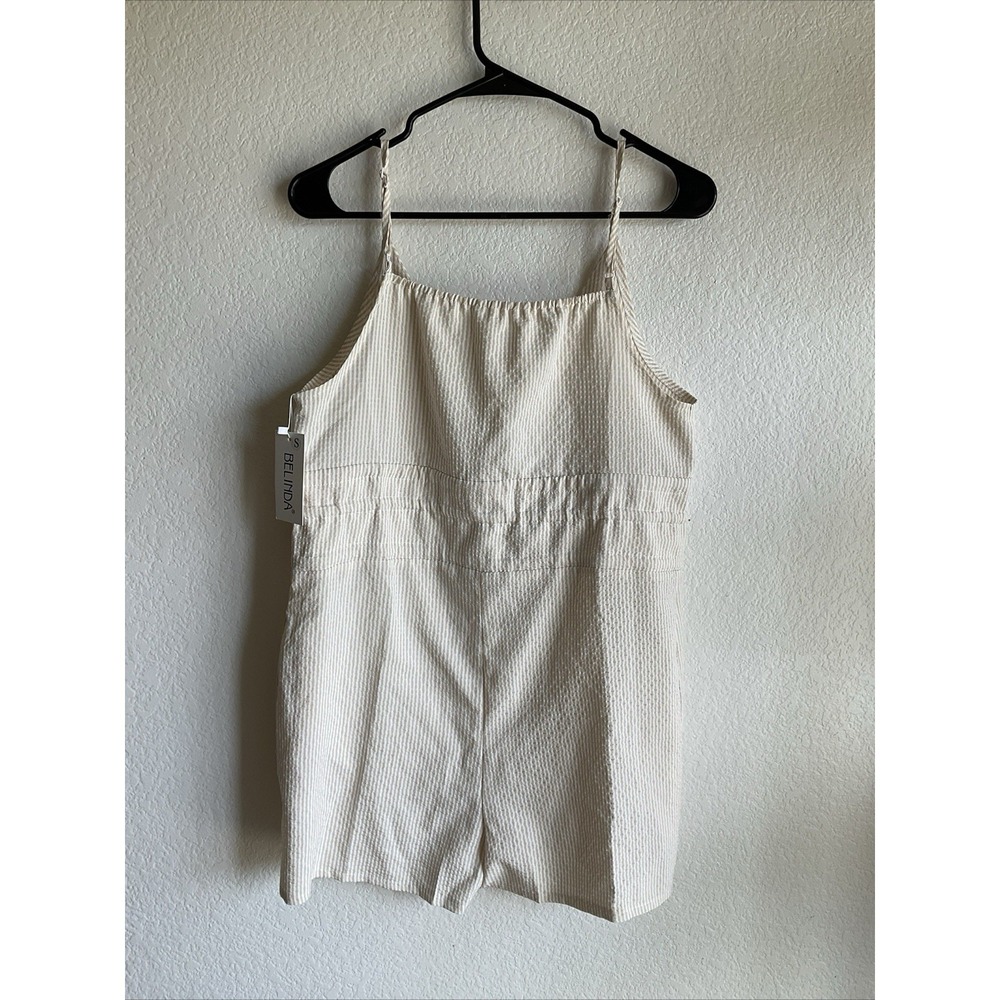 Belinda Women's Beige‎ White Pinstriped Romper Size Small  New Summer Vacation